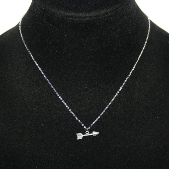 Beautiful silver arrow necklace 16.5-18.5" - Picture 1 of 4